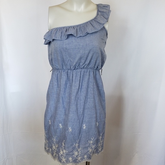 Rue21 Dresses & Skirts - RUE21 one shoulder dress Size M